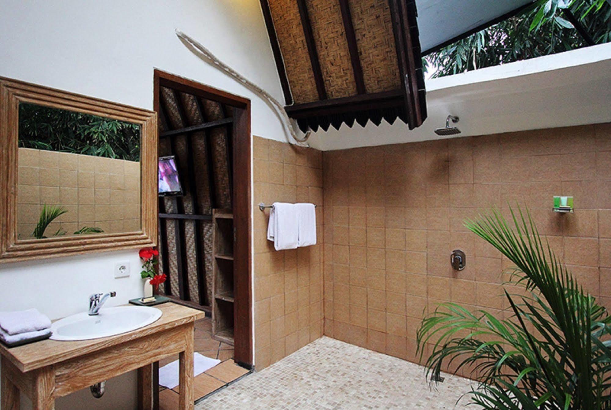 Mojo Resort Canggu Exterior foto